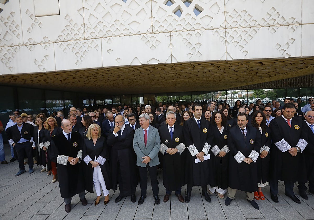 Paro a las puertas de la Ciudad de la Justicia en Córdoba