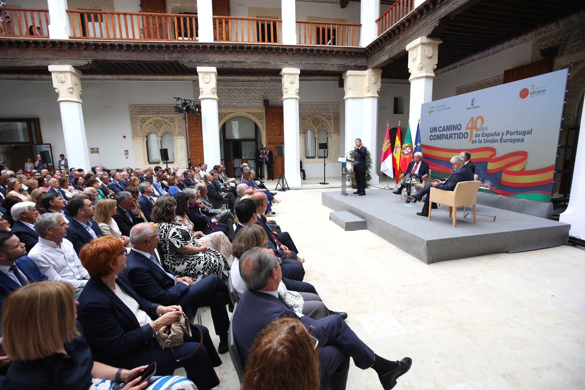 Las imágenes de la &#039;fiesta europea&#039; de España y Portugal en el Palacio de Fuensalida