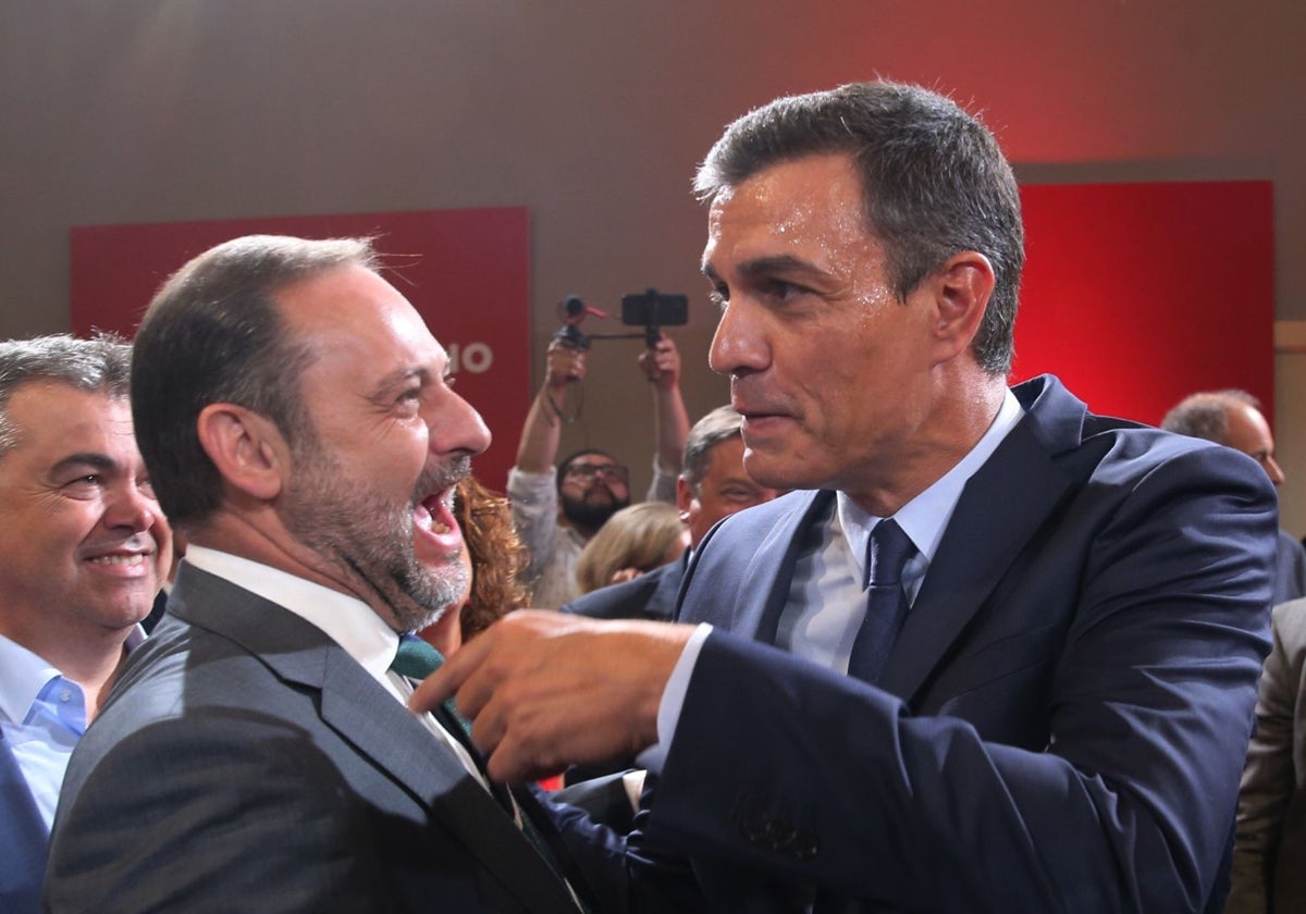Santos Cerdán, José Luis Ábalos y Pedro Sánchez en una imagen de archivo
