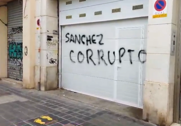 La casa de Ábalos en Valencia amanece con pintadas: «Sánchez, corrupto»