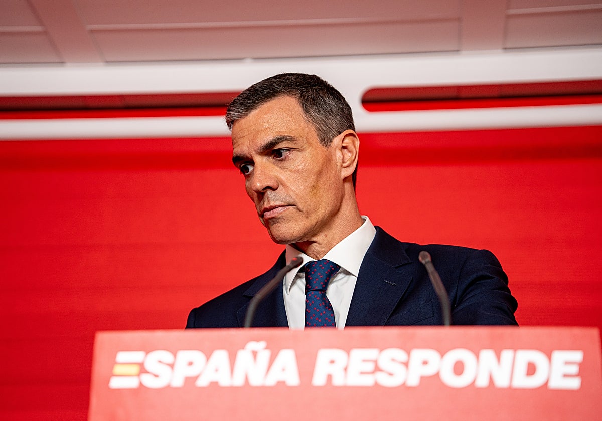 Pedro Sánchez en rueda de prensa en la sede de Ferraz tras el informe de la UCO