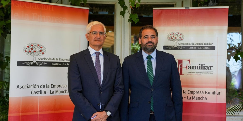El PP comparte con los empresarios las claves de su política fiscal «porque no somos menos que nadie»