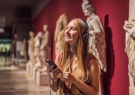 Más de 102.000 jóvenes andaluces nacidos en 2007 pueden solicitar ya el Bono Cultural Joven 2025