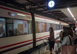 El descarrilamiento de un tren provoca retrasos en el Cercanías de Málaga