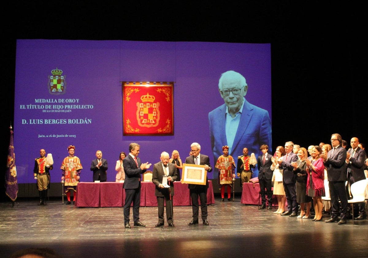 Acto de entrega Medalla de Oro de la ciudad de Jaén