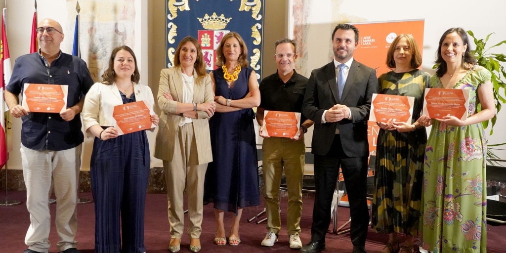 Lucas destaca las más de 600 actuaciones y 13.400 horas dedicadas a «potenciar» el hábito lector entre los alumnos