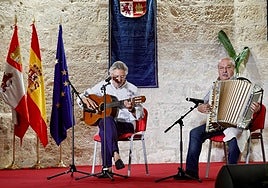 Castilla y León creará un galardón anual para reconocer su folklore cada 23 de abril