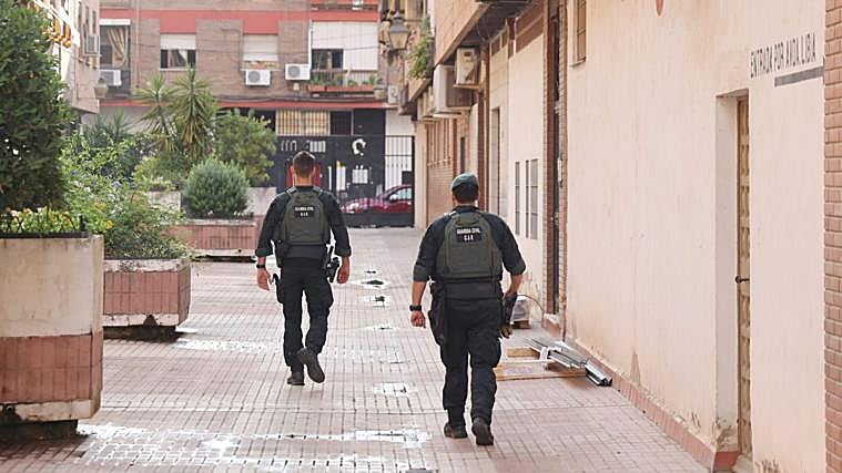 Macrooperación contra el blanqueo de capitales y grupos criminales en Córdoba: la Guardia Civil realiza varios registros en la capital