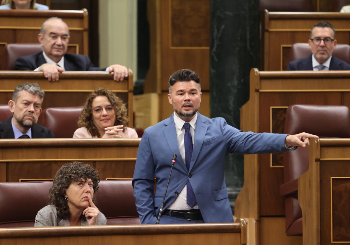 Los socios del Gobierno sólo amagan con el fin de la legislatura