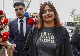 Una testigo asegura que Mouliaá le dijo que «no era un delito» lo que había pasado con Errejón: «Fabula y adorna cosas»