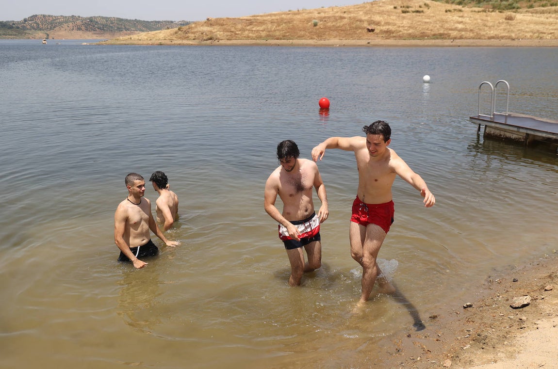 La playa de la Breña en Almodóvar, en imágenes