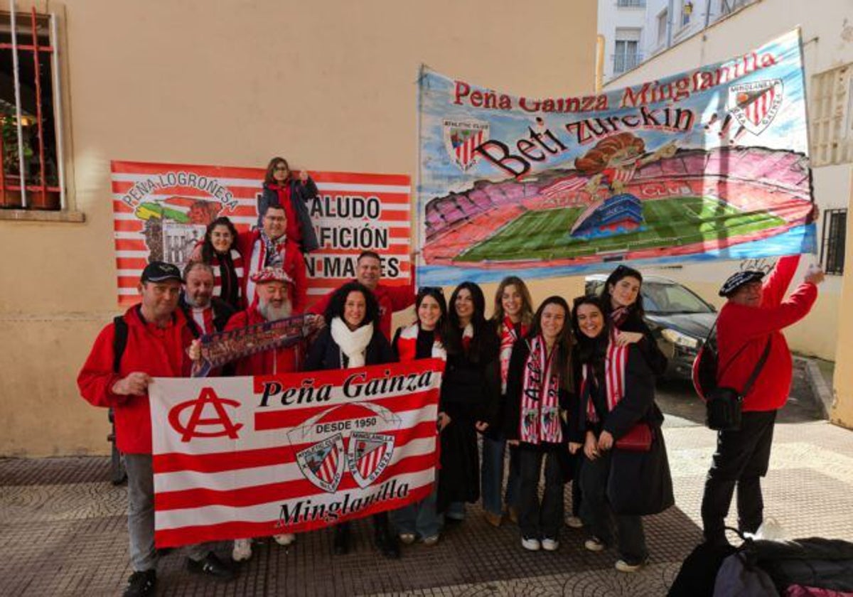 Aficionados del Athletic en uno de los viajes para animar al equipo