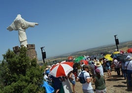 Toledo peregrina al 'Cristo del Corcovado' de La Jara