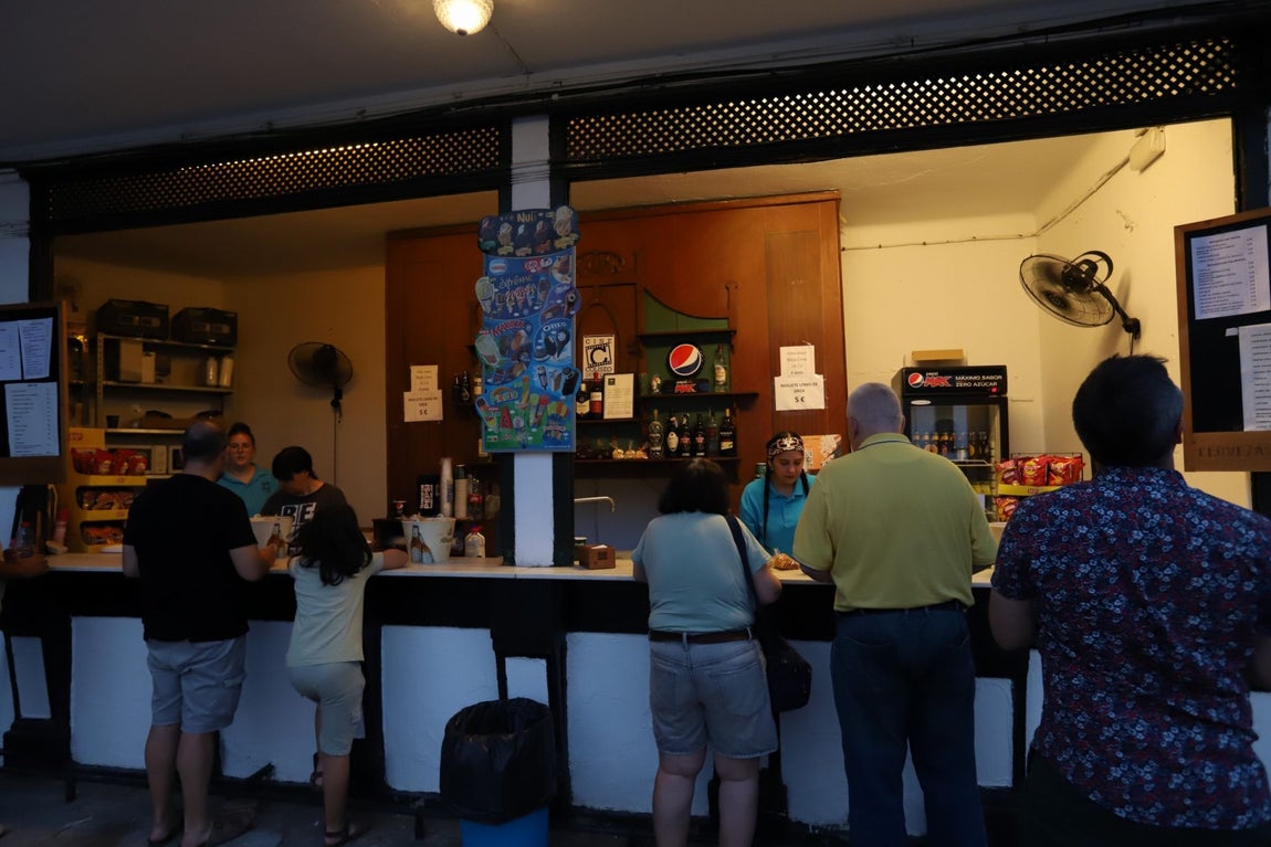 El inicio de la temporada de cines de verano en Córdoba, en imágenes