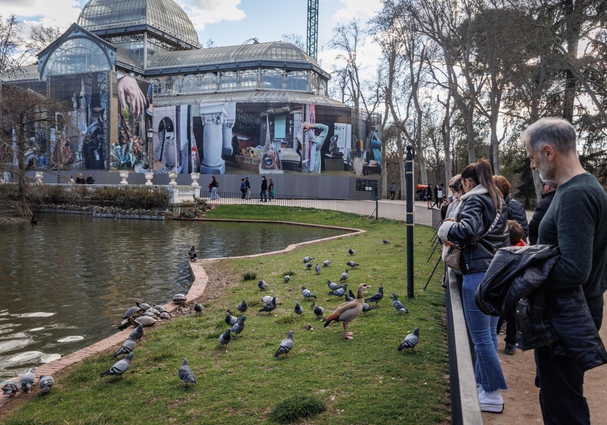 El Retiro y otros ocho parques históricos más cerrarán esta tarde por calor y viento