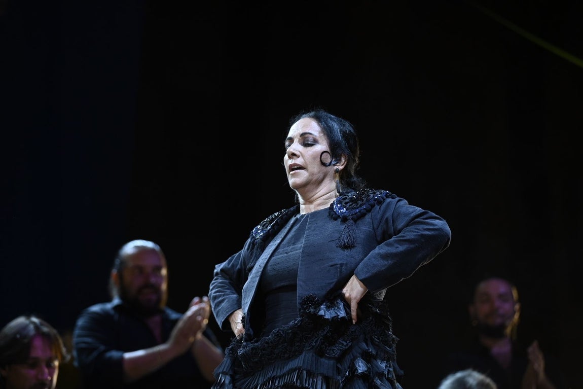 El fascinante espectáculo de Eva Yerbabuena en Córdoba, en imágenes