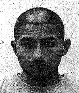 Imagen secundaria 2 - De arriba hacia abajo: la víctima Jesús Y., alias Patrick; uno de los detenidos en el operativo del pasado abril; foto en blanco y negro de Antony Geovanny G. R.