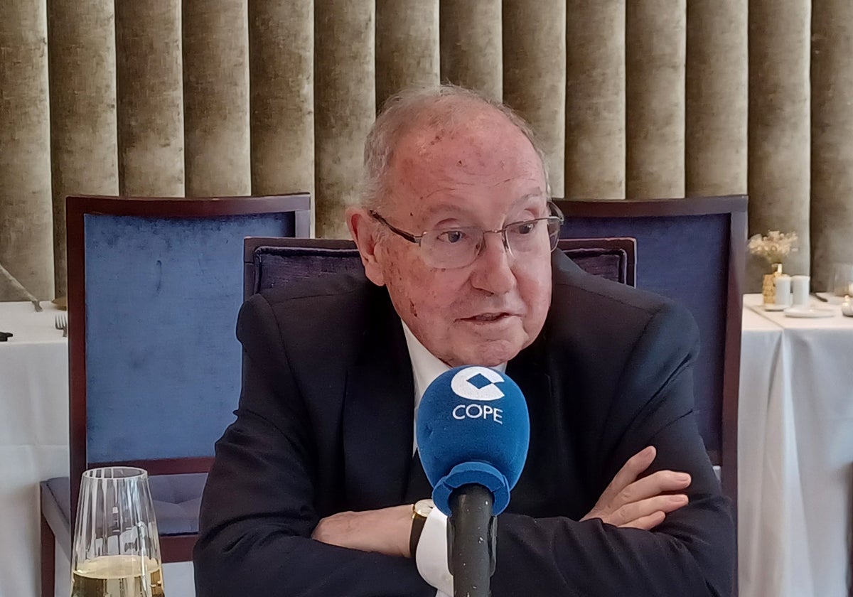 Bonet considera que con el procés, «Cataluña ha perdido un tiempo precioso, porque mentras otros avanzaban, aquí hemos estado en discusiones estériles«