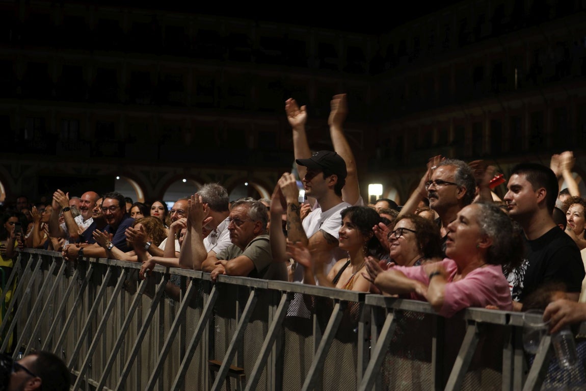 Raimundo Amador y Califato ¾ brillan en la Noche Blanca del Flamenco en Córdoba