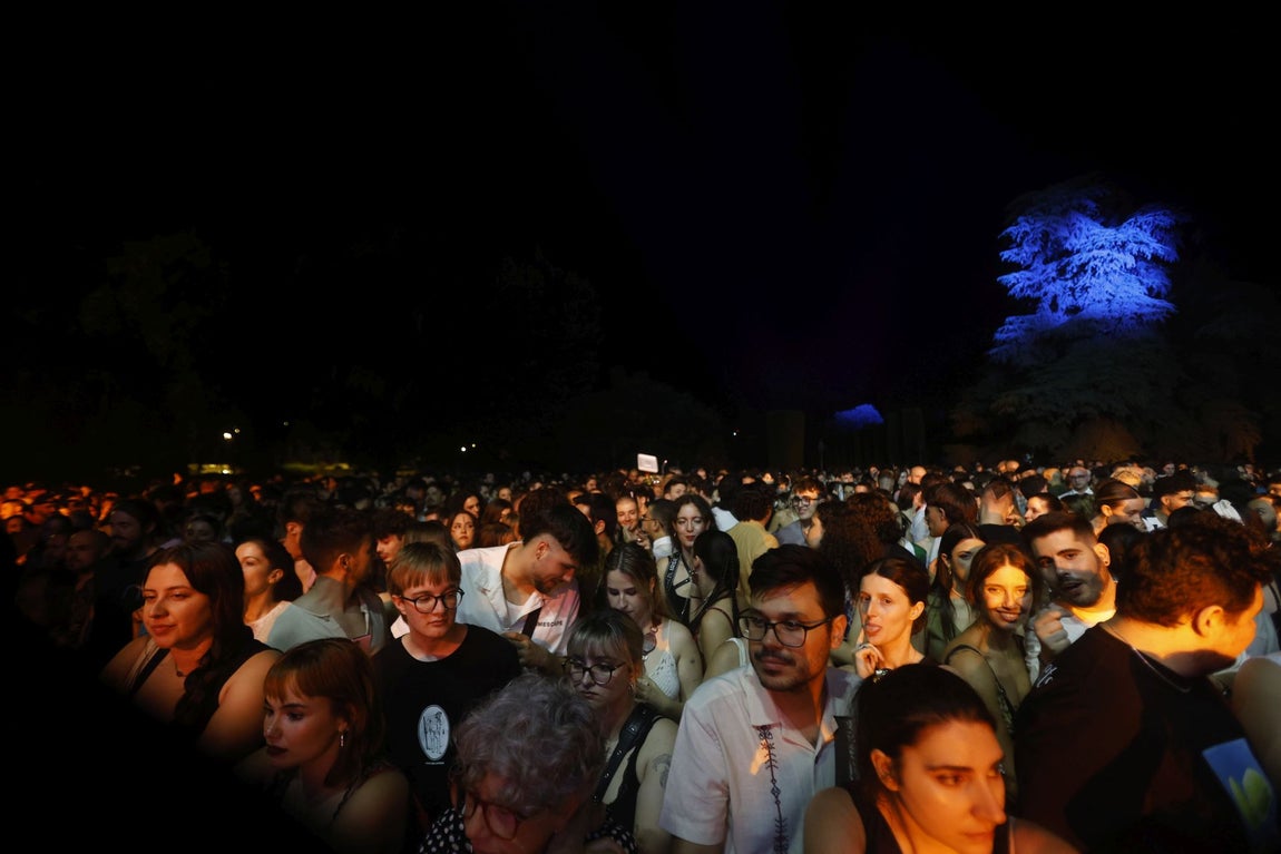 Raimundo Amador y Califato ¾ brillan en la Noche Blanca del Flamenco en Córdoba