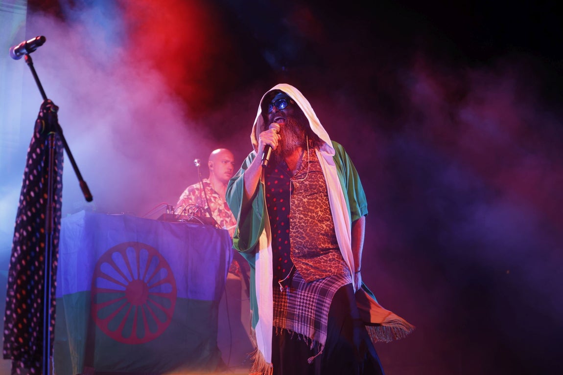 Raimundo Amador y Califato ¾ brillan en la Noche Blanca del Flamenco en Córdoba