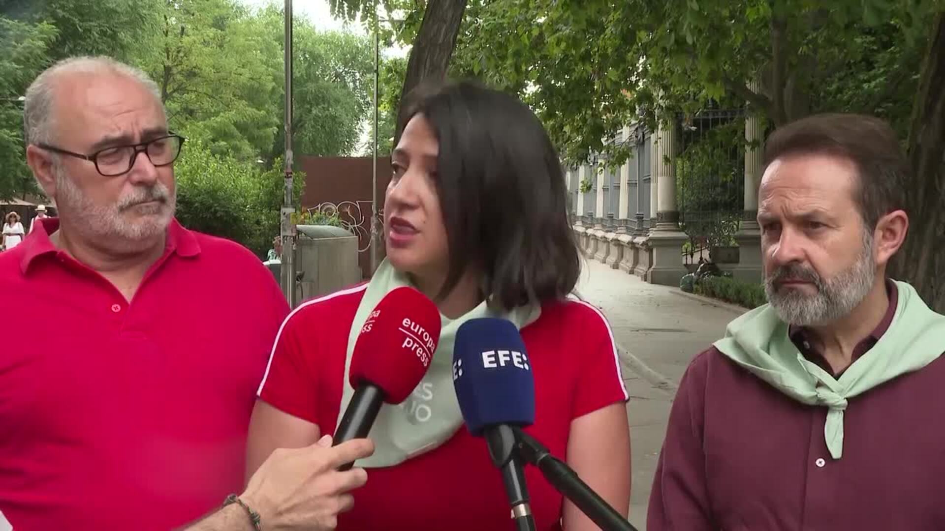 Verdes Equo denuncia la &quot;fullería&quot; en el Senado para excluir a lobo de la ley protección animal