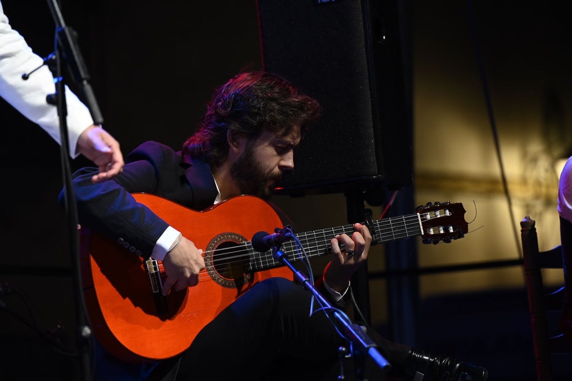 La pureza de Aurora Vargas y la fuerza de Rocío Luna y Rafa del Calli en La Noche Blanca del Flamenco de Córdoba, en imágenes