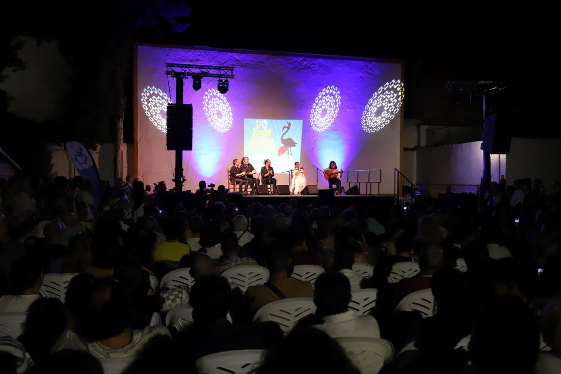 La pureza de Aurora Vargas y la fuerza de Rocío Luna y Rafa del Calli en La Noche Blanca del Flamenco de Córdoba, en imágenes