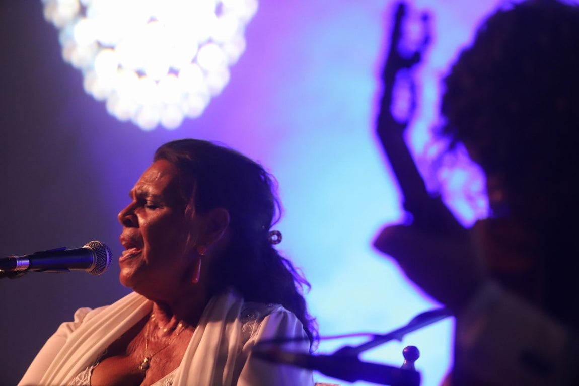 La pureza de Aurora Vargas y la fuerza de Rocío Luna y Rafa del Calli en La Noche Blanca del Flamenco de Córdoba, en imágenes