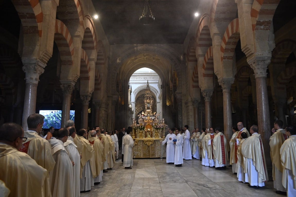 La solemne procesión del Corpus Christi de Córdoba, en imágenes
