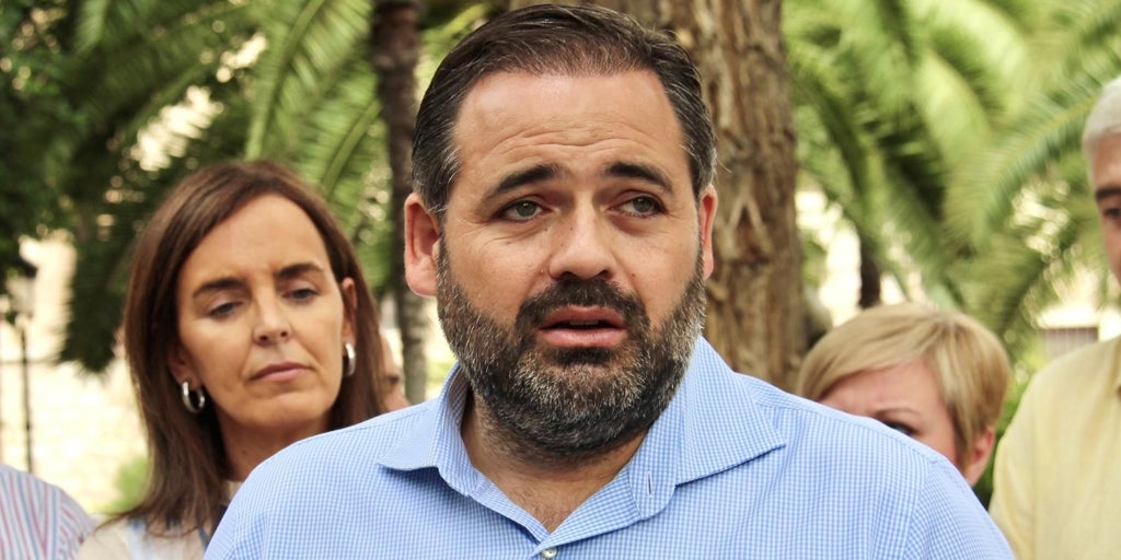 Núñez se pregunta «qué oculta» Page para no forzar las elecciones generales y acabar con la legislatura de Sánchez