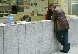 La Junta es la administración autonómica que menos aumentó los empleados públicos en la última década