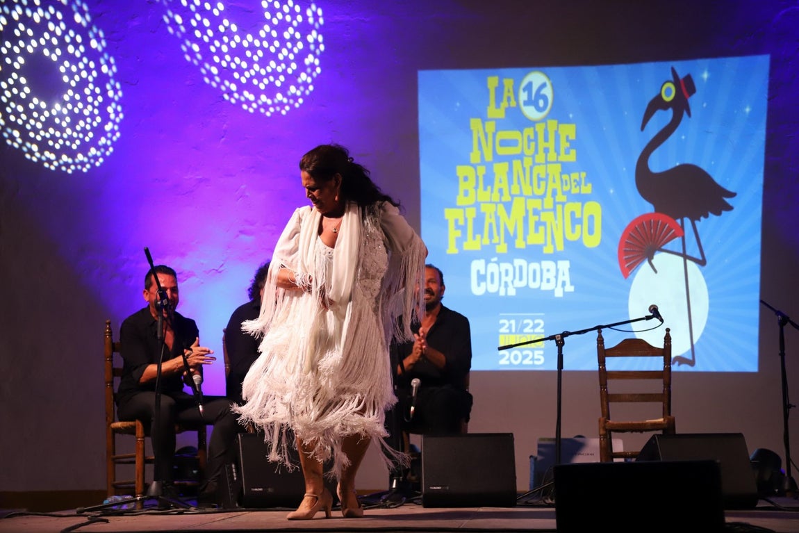 La pureza de Aurora Vargas y la fuerza de Rocío Luna y Rafa del Calli en La Noche Blanca del Flamenco de Córdoba, en imágenes