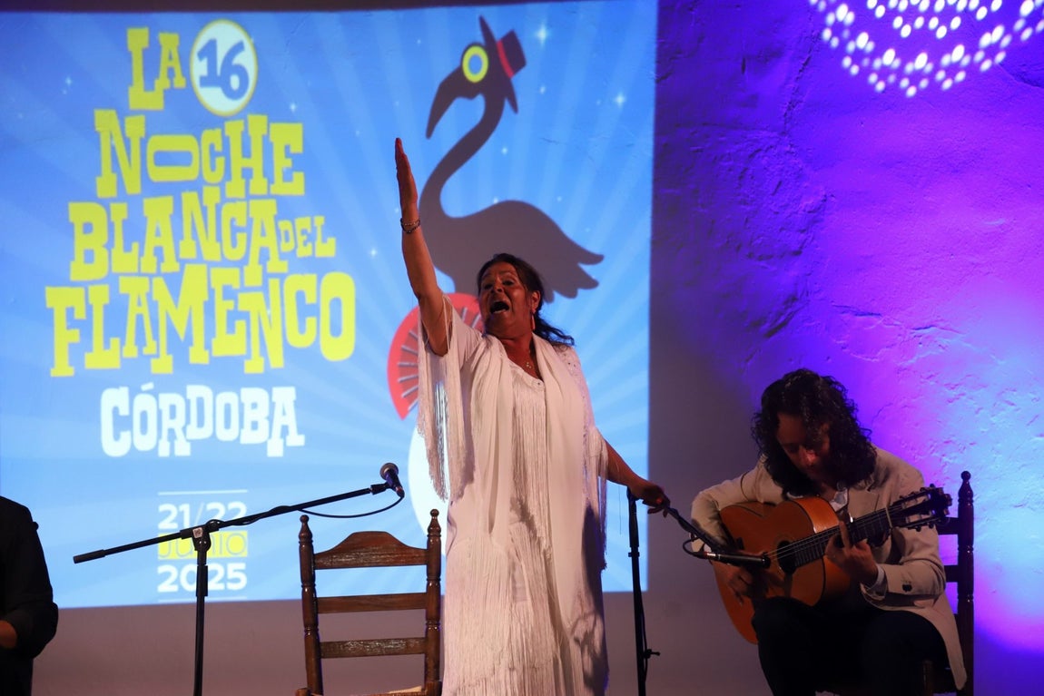 La pureza de Aurora Vargas y la fuerza de Rocío Luna y Rafa del Calli en La Noche Blanca del Flamenco de Córdoba, en imágenes