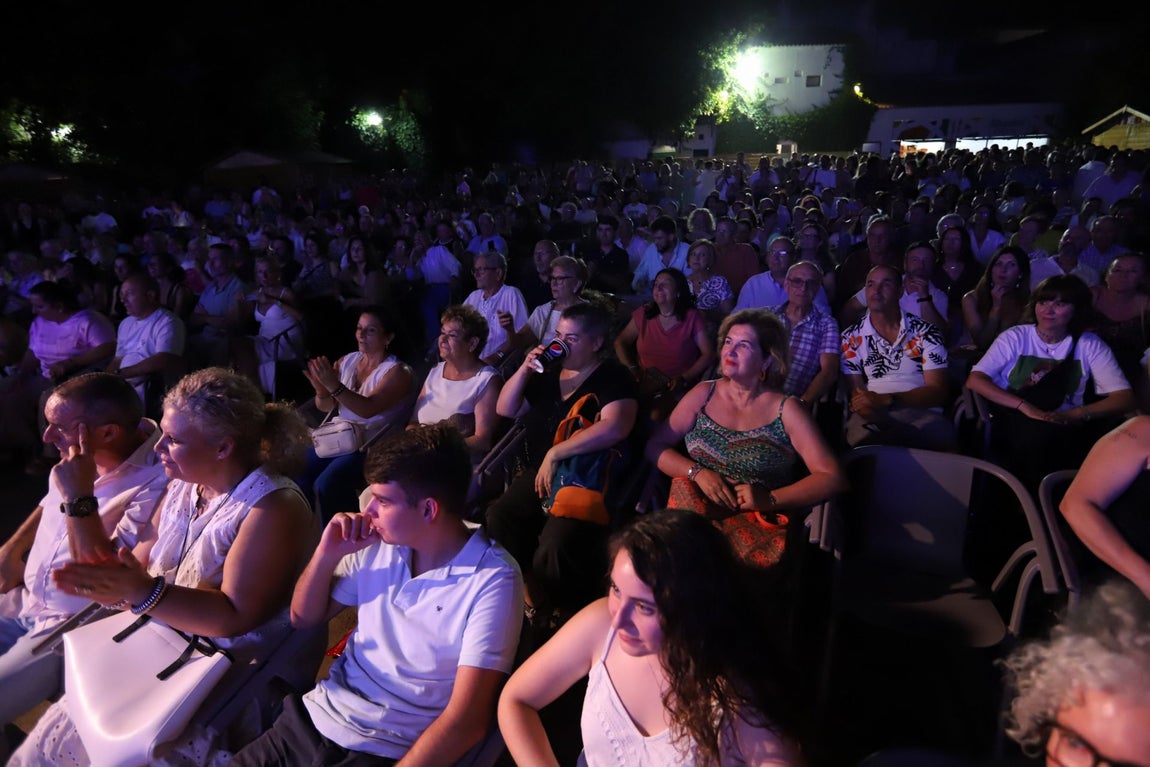 La pureza de Aurora Vargas y la fuerza de Rocío Luna y Rafa del Calli en La Noche Blanca del Flamenco de Córdoba, en imágenes