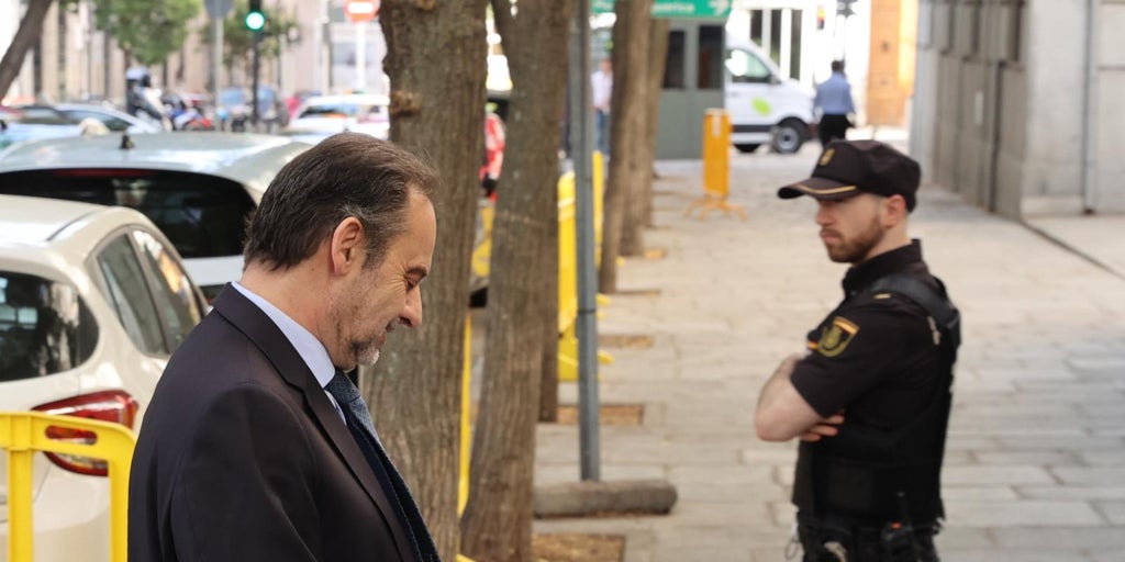 Ábalos quiere invalidar las pruebas para ganar tiempo
