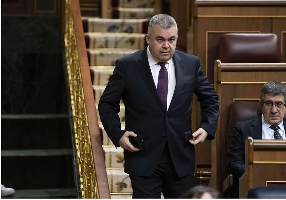 Los Tedax no hallan explosivos en los paquetes sospechosos denunciados por Cerdán