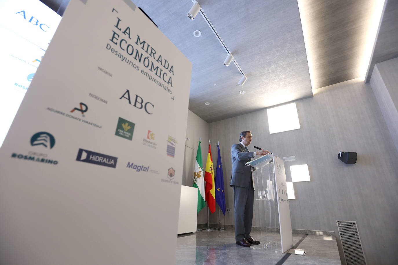 La mejores imágenes de La Mirada Económica de ABC con el presidente de Covap