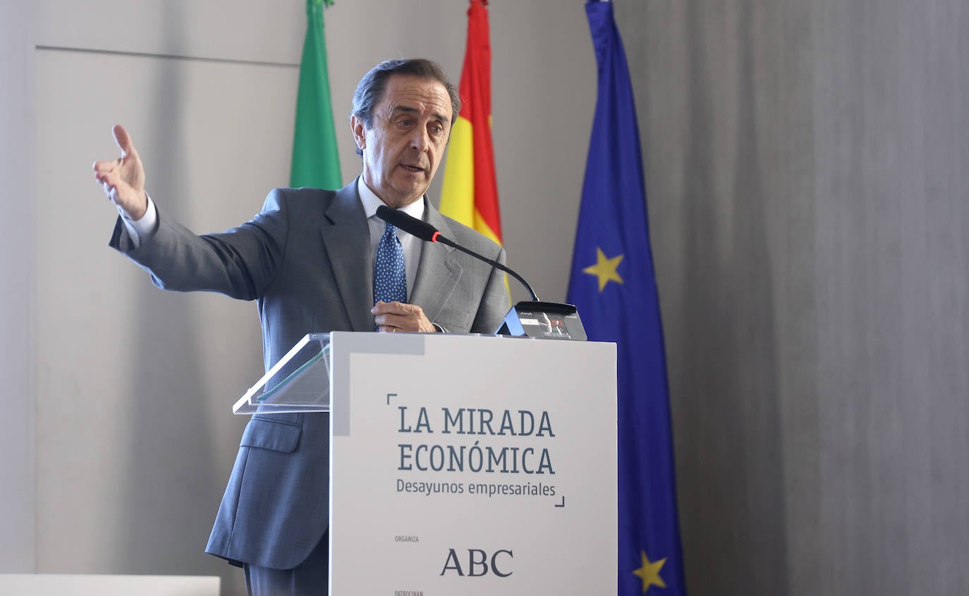 La mejores imágenes de La Mirada Económica de ABC con el presidente de Covap