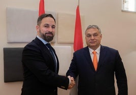 Vox pidió un segundo préstamo de siete millones a un banco húngaro vinculado a Orbán