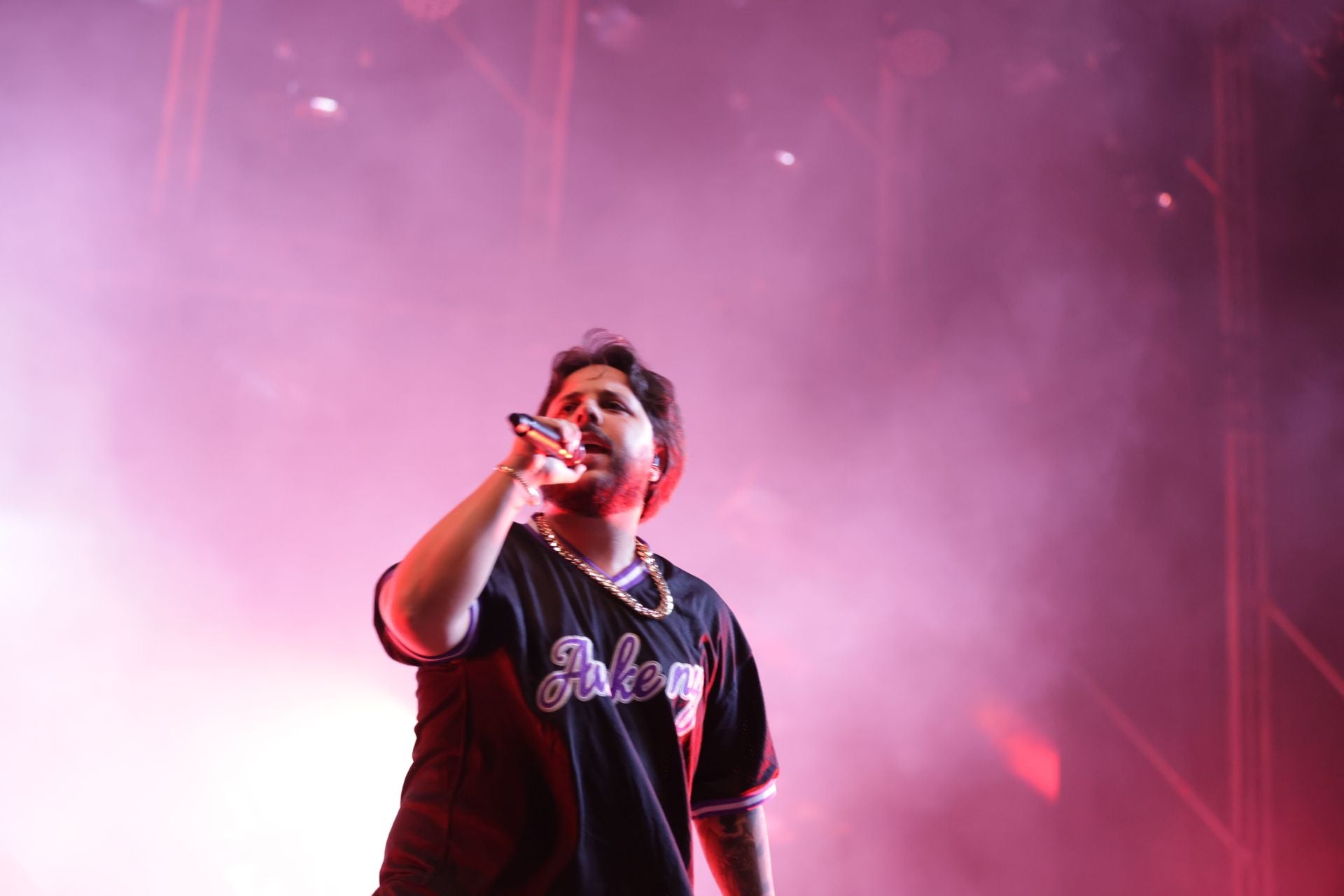 En imágenes, el intenso concierto de Cruz Cafuné en el Córdoba Live