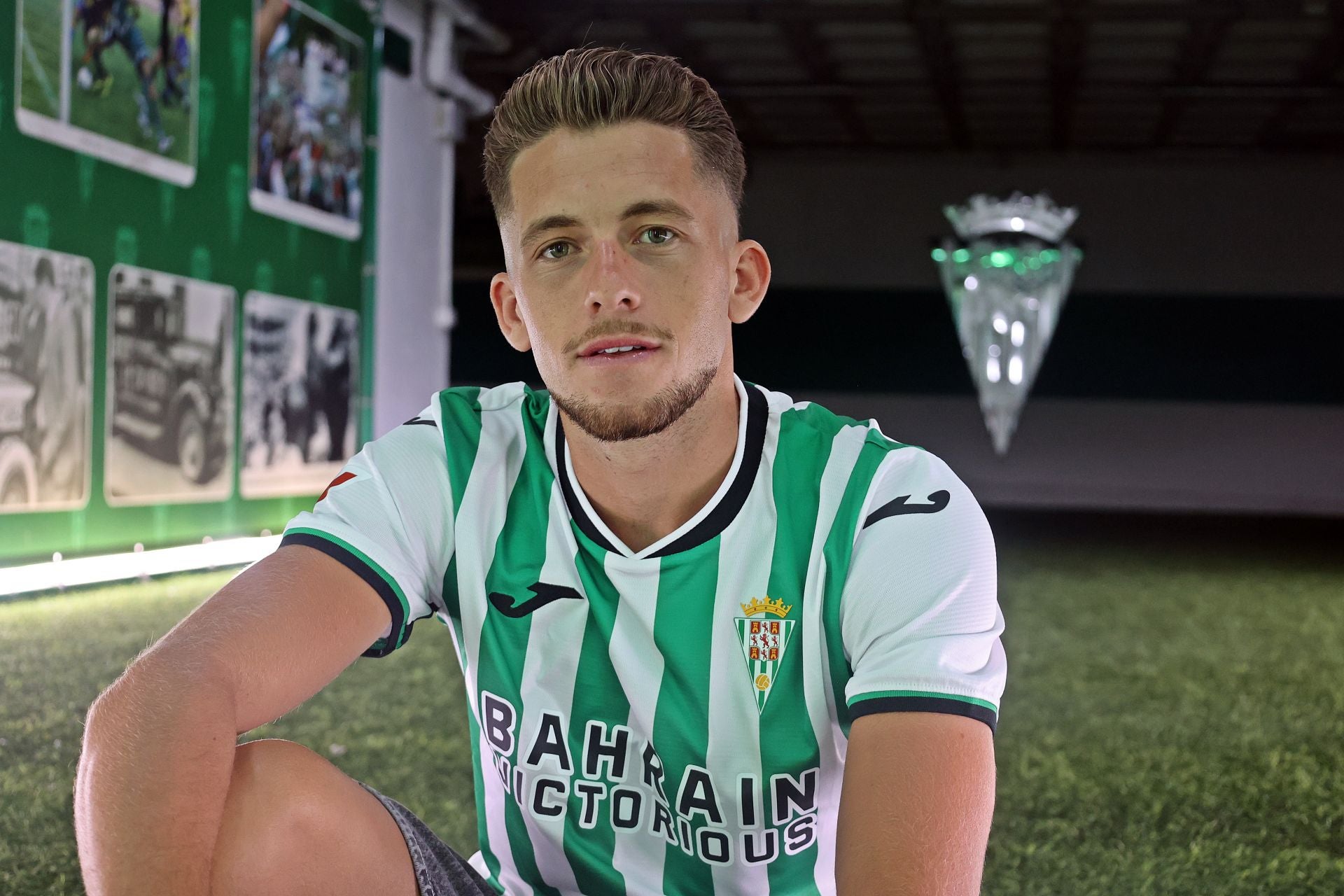 La nueva camiseta oficial del Córdoba CF para la temporada 2025-2026, en imágenes