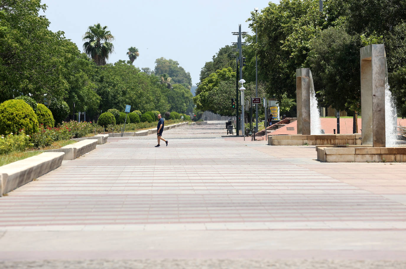 Las imágenes de un tórrido domingo en Córdoba a más de 43 grados