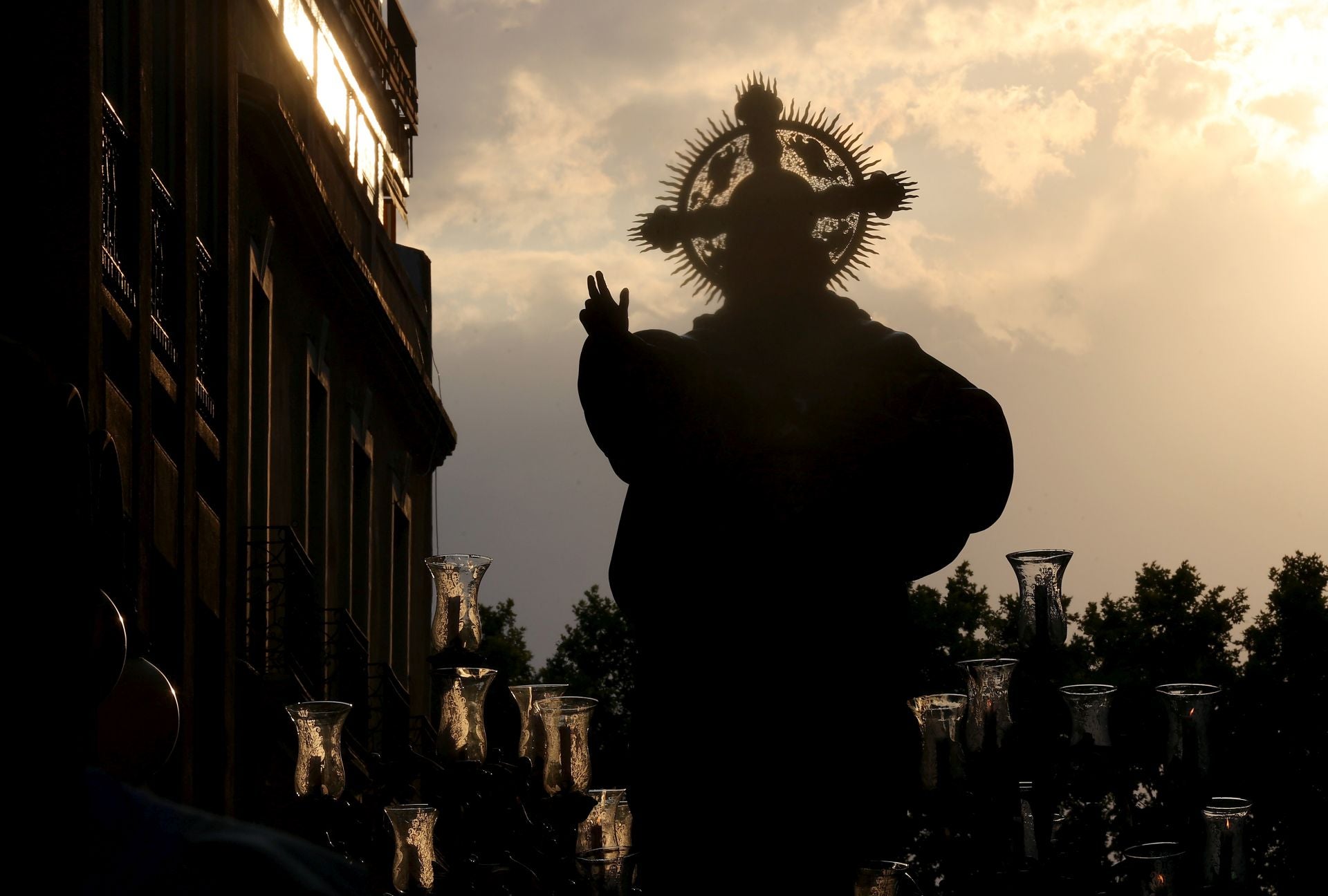 La procesión del Sagrado Corazón de Jesús por el Centro de Córdoba, en imágenes