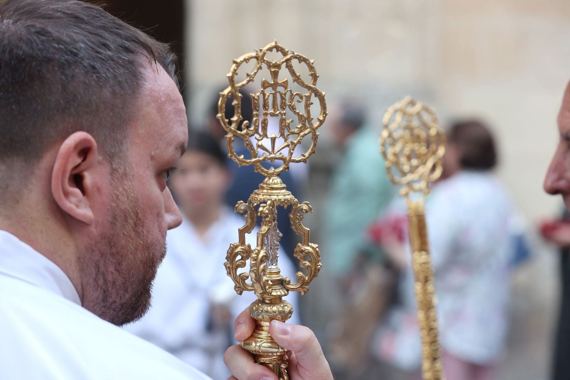 La procesión del Sagrado Corazón de Jesús por el Centro de Córdoba, en imágenes