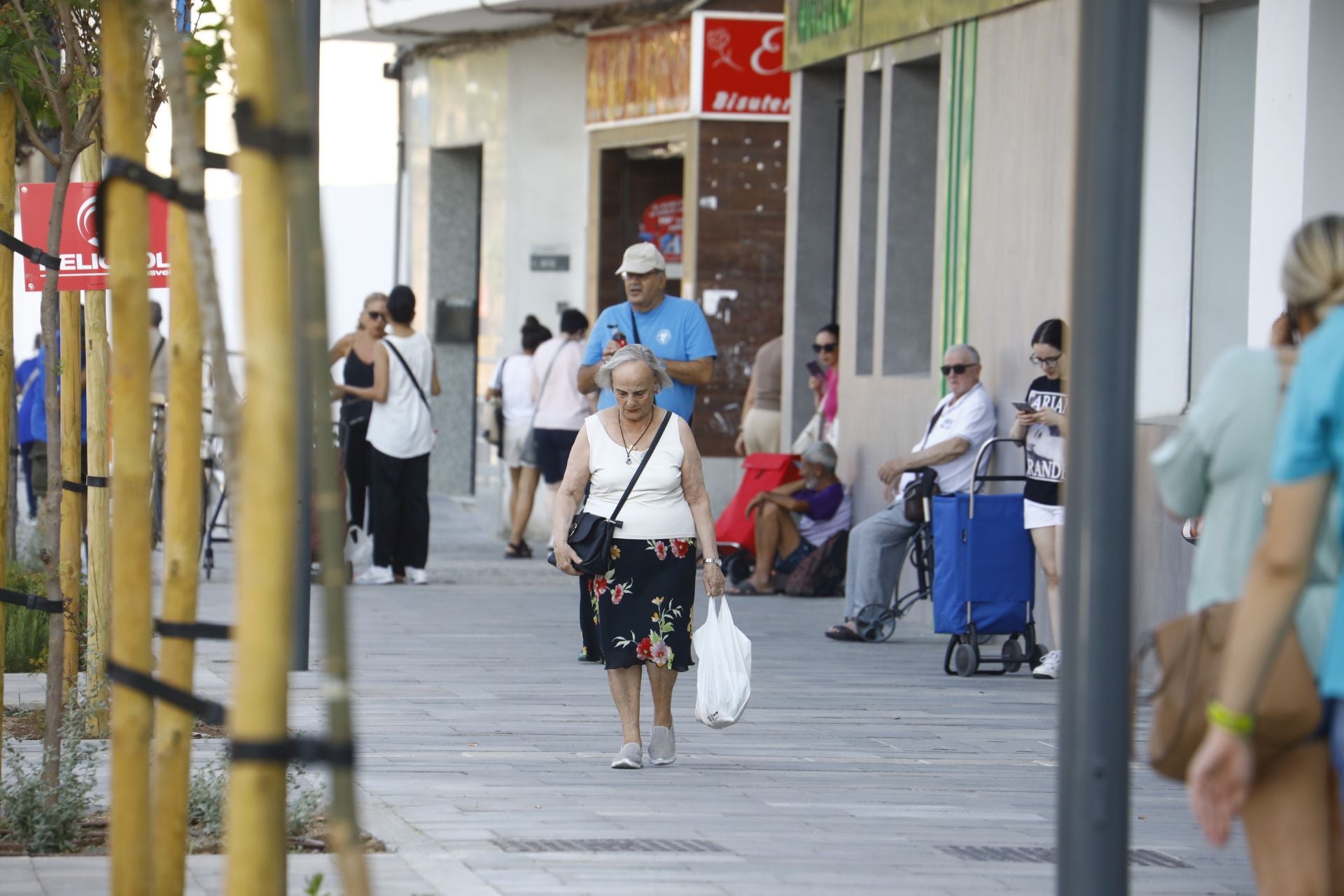 Así ha quedado la nueva Ronda de Marrubial tras las obras, en imágenes