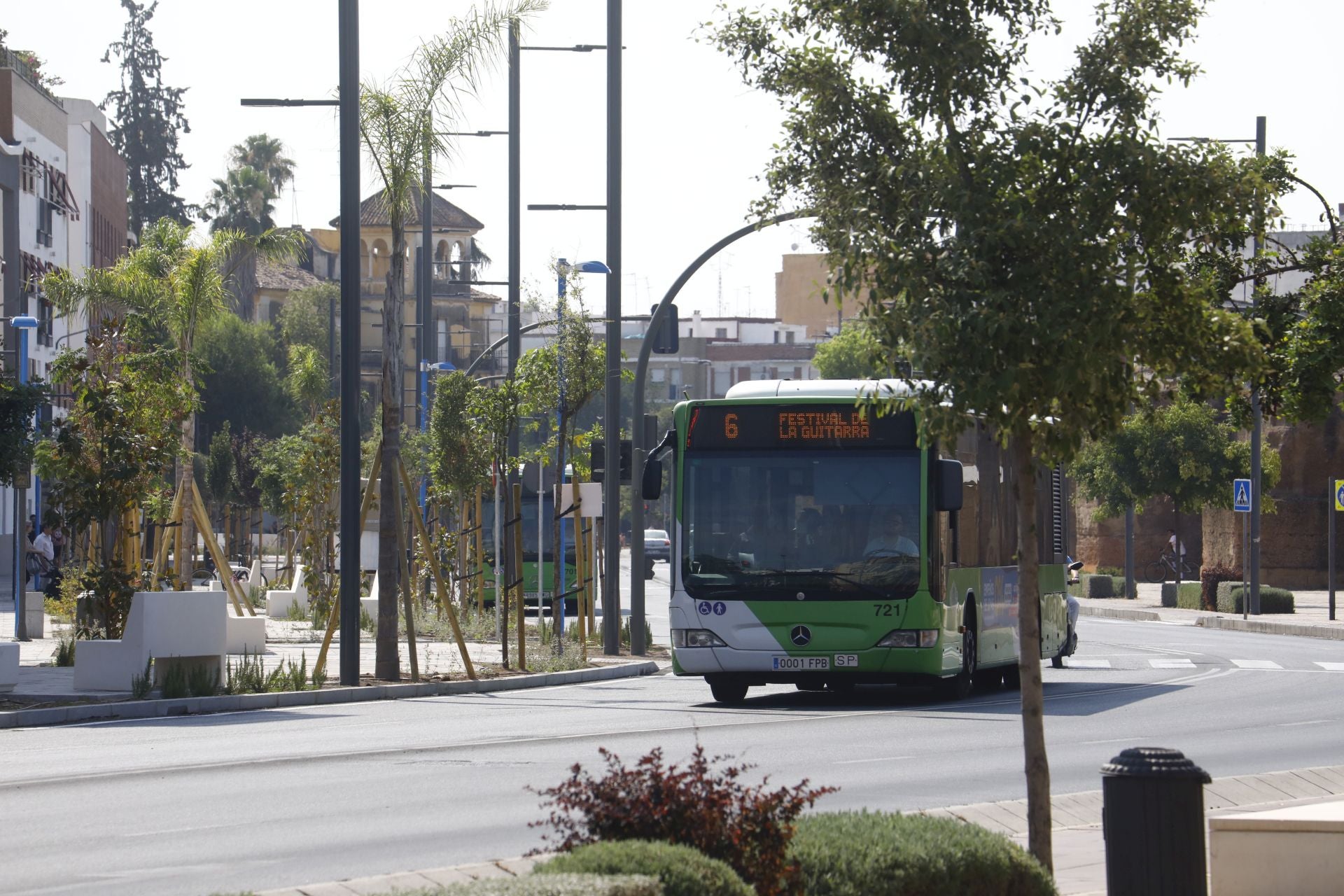 Así ha quedado la nueva Ronda de Marrubial tras las obras, en imágenes