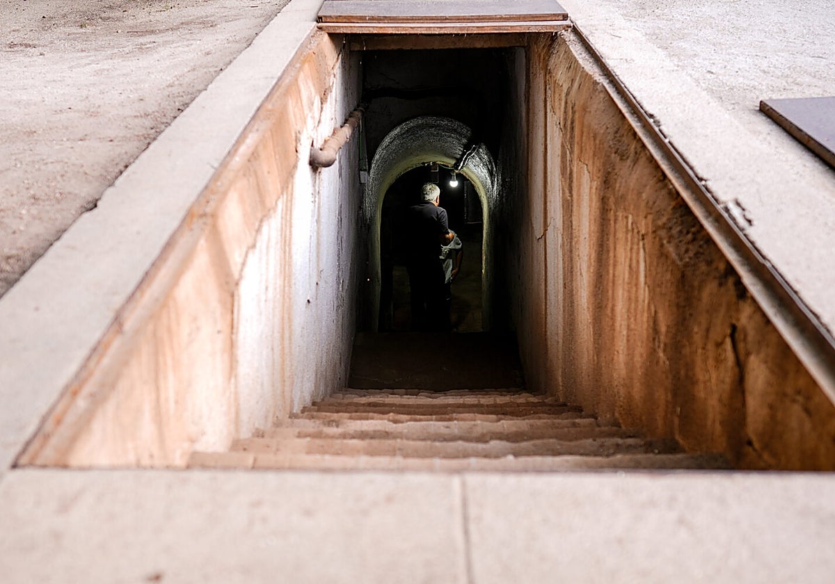 Entrada del refugio antiaéreo
