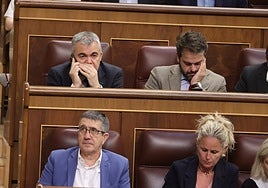 El PSOE comunica al número 2 de Cerdán y a otros siete miembros de la Ejecutiva que no seguirán