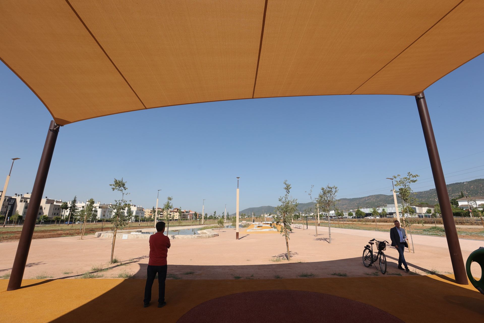 Así ha quedado el nuevo parque del Canal de Córdoba, en imágenes